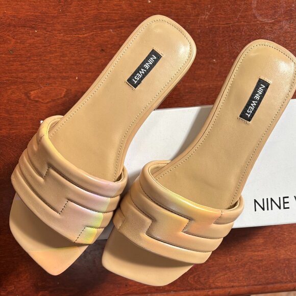 NEW, Never Worn, Nine West Quilted Beige Flat Slides, Size 10 - Picture 1 of 3